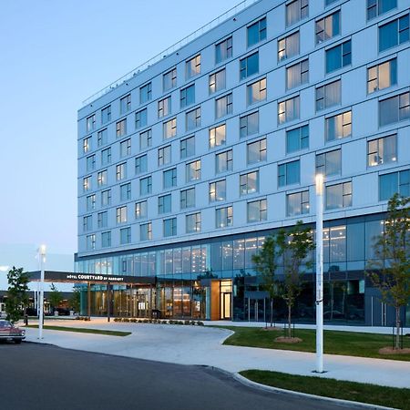 Courtyard By Marriott Montreal Laval Hotel Екстериор снимка